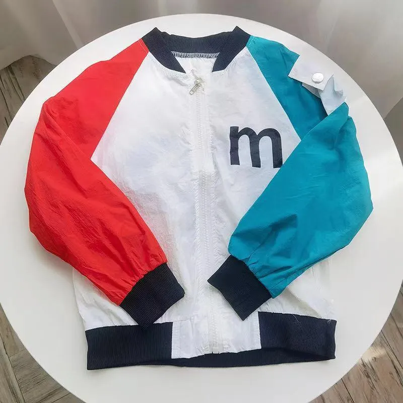 Unisex nan atmungsaktive Kinder-UV-Schutzjacke mit A-Linien-Schnitt, Kapuze und Daumenlöchern Nord Taschen