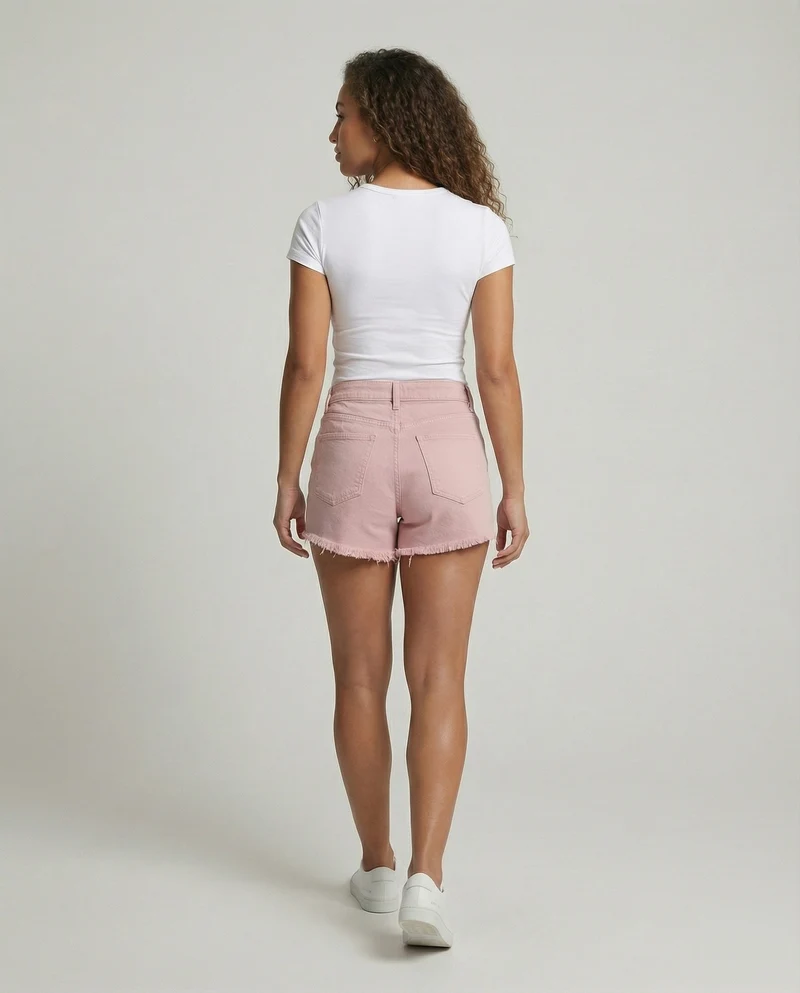 Damen nan hochgeschnittene Denim-Shorts mit ausgefranstem Doppelstufen-Saum und taillenbetonter Passform