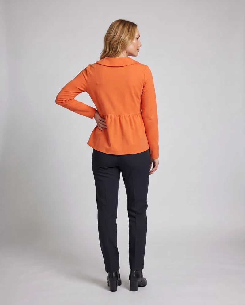 Damen luftige Bluse mit breitem Kragen und Knopfleiste