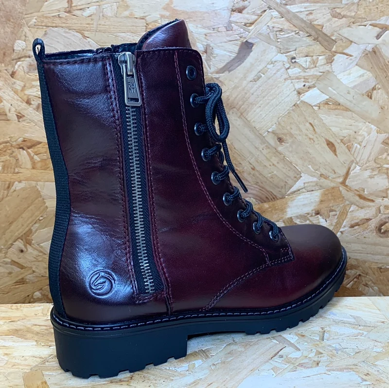 Remonte Modischer Damenstiefel – tiefes Kastanienrot