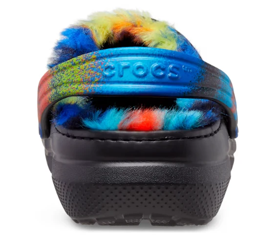 Crocs Klassischer, gefütterter Spray-Dye-Clog für Kinder – Schwarz