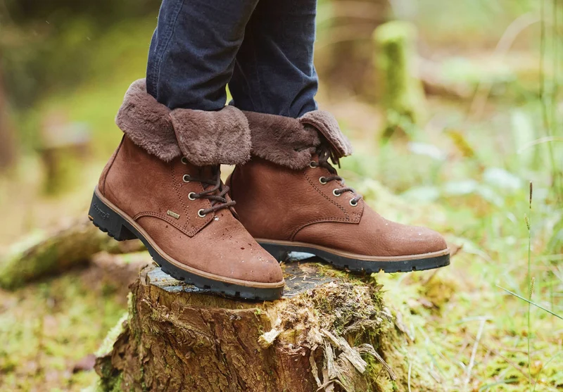 Glengarriff Stiefelette - Walnut