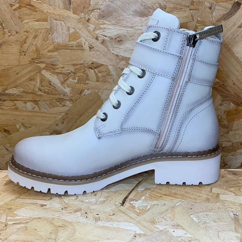 Carmela Modische Damen-Stiefelette aus Leder – Ice