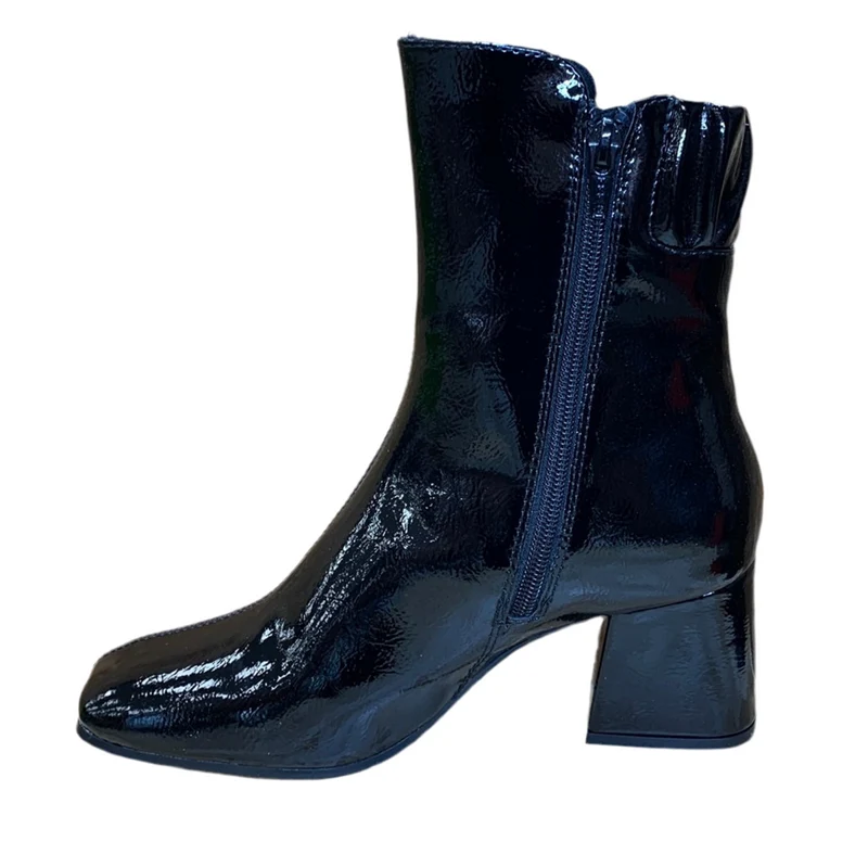 S. Oliver Damen Fashion Patent Ankle Boot mit Absatz - Schwarz