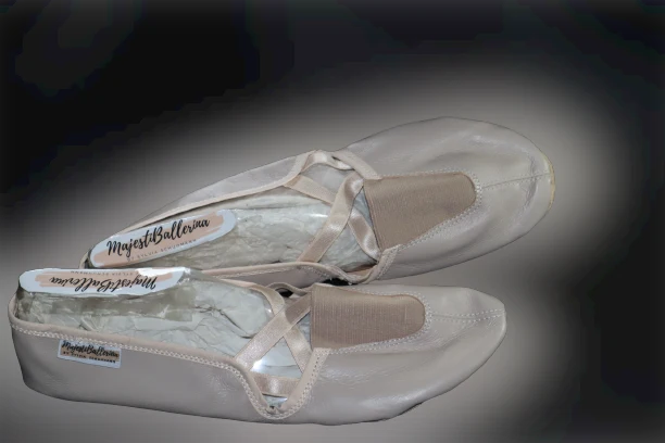 MajestiBallerina criss cross Turnschläppchen diverse colours mit Neoprensohle
