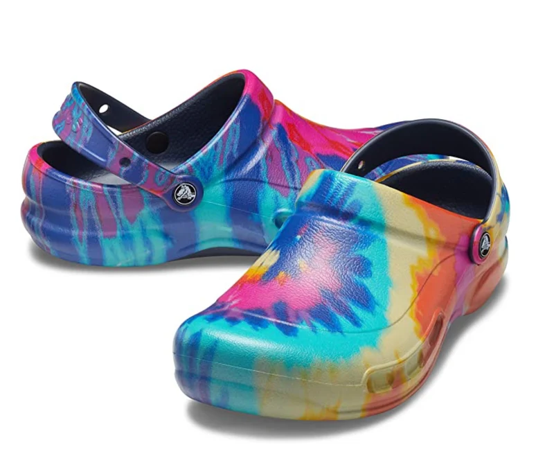Crocs Unisex Bistro Graphic Clog – Mehrfarbig