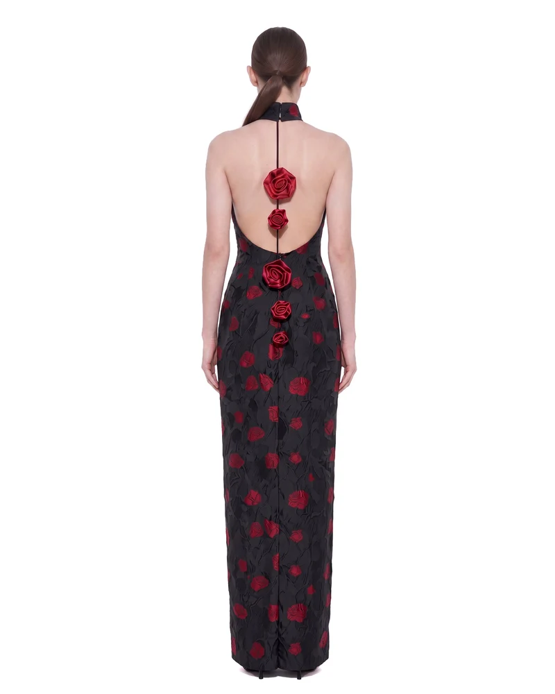 Maxikleid mit floralem Jacquard-Muster, Neckholder und offenem Rücken – Schwarz & Rot
