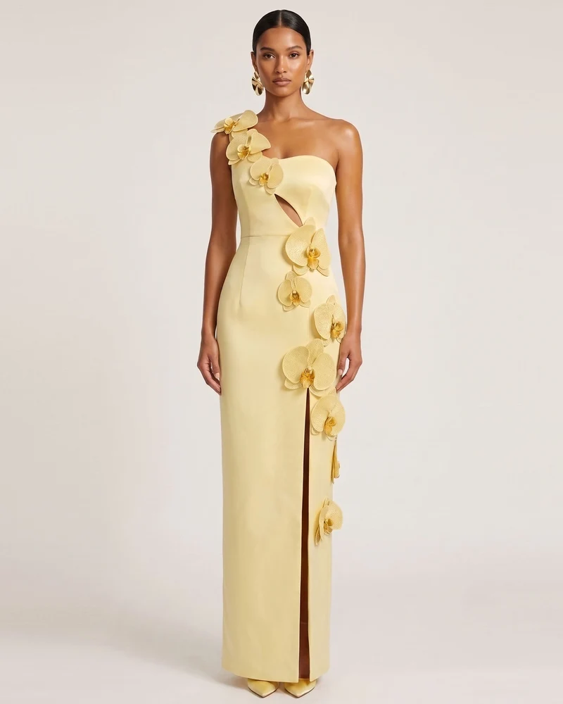 Maxikleid mit Orchideen-Verzierung, Cut-out und Schlitz - Hellgelb