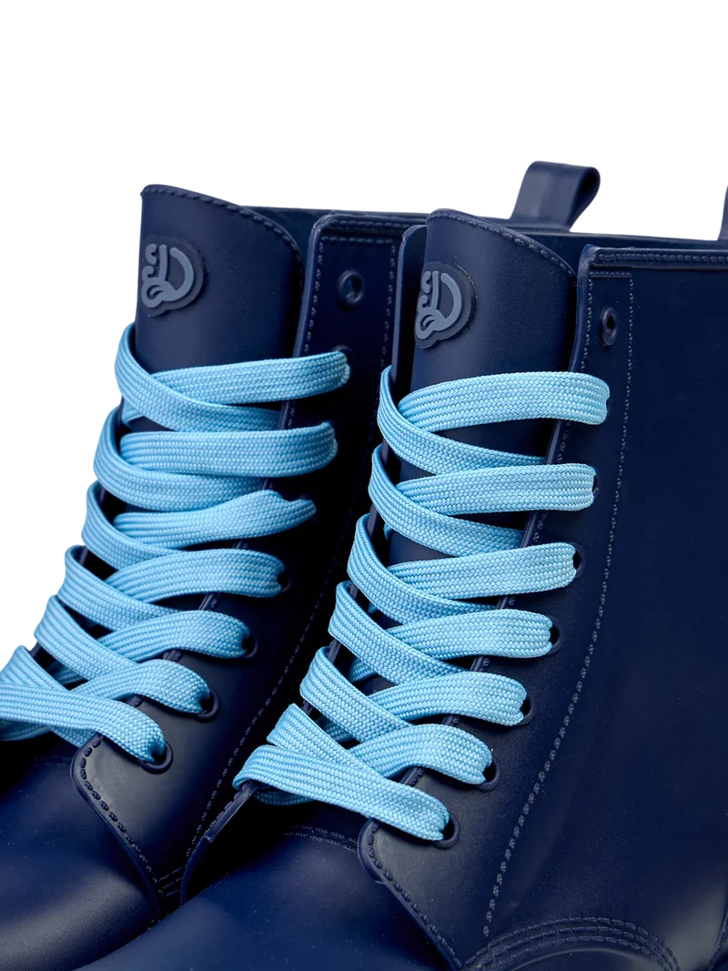 Tiefblaue Regenstiefel für Frauen