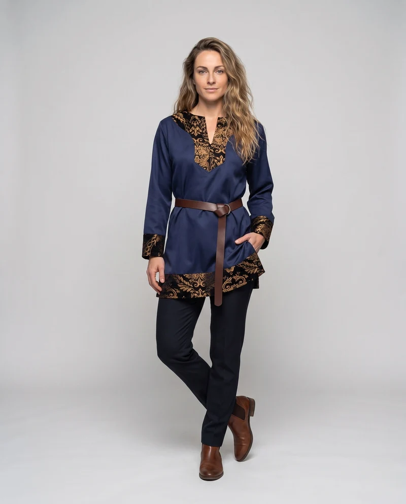 Elegante Damenkaftan mit aufwendigen Verzierungen und Gürtel Details Nord Taschen