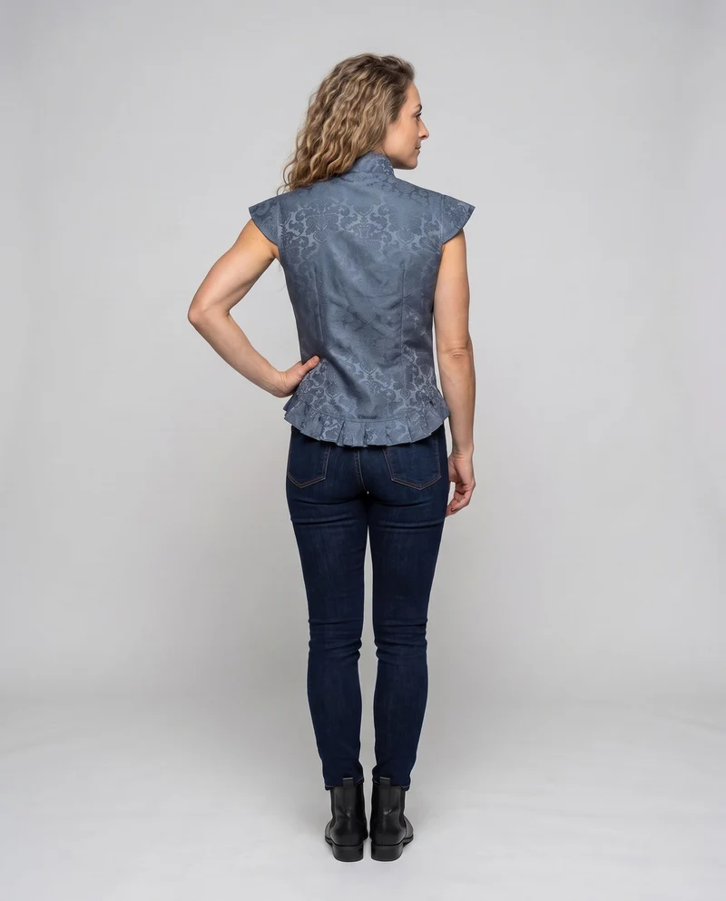 Damen eleganter steppweste mit kunstvollen Verzierungen Nord Taschen