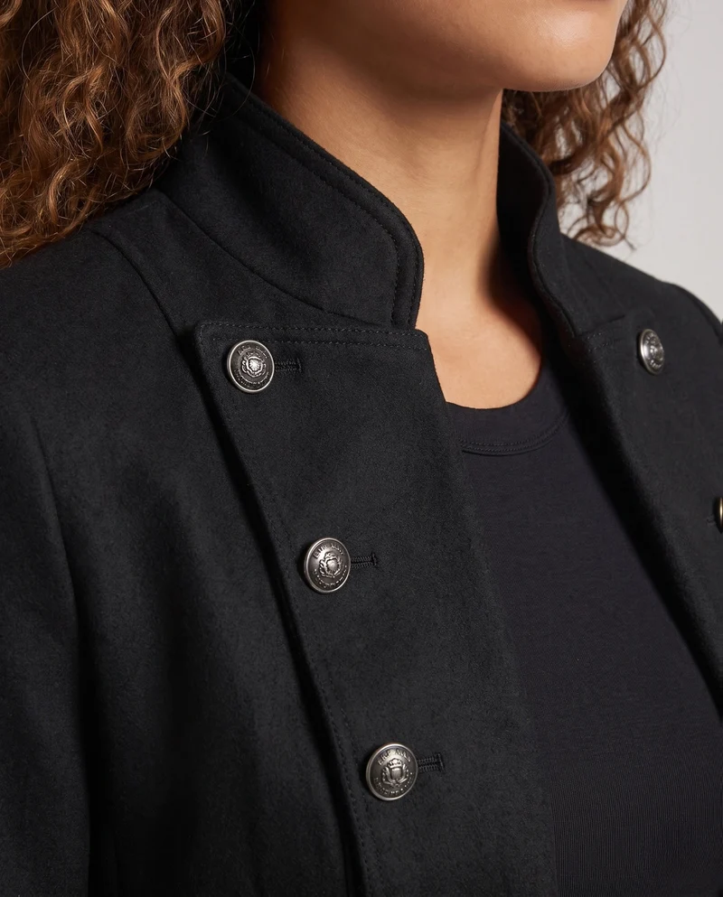 Damen eleganter Frack mit asymmetrischem Saum und aufwendigen Verzierungen Nord Taschen