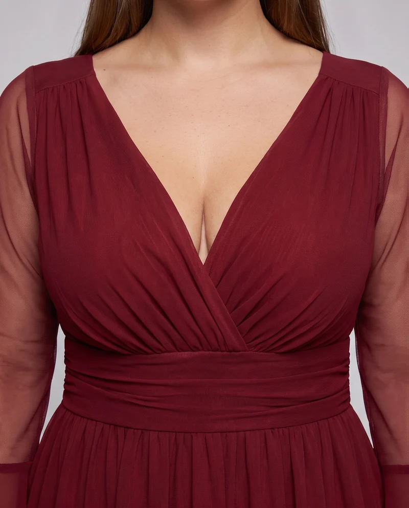 Frauen Elegante Maxikleid mit transparentem Ärmel Design und tiefem V-Ausschnitt Nord Taschen