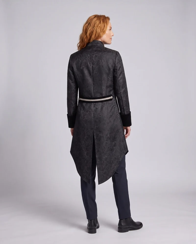 Damen historische Militärjacke mit aufwendigen Verzierungen Nord Taschen