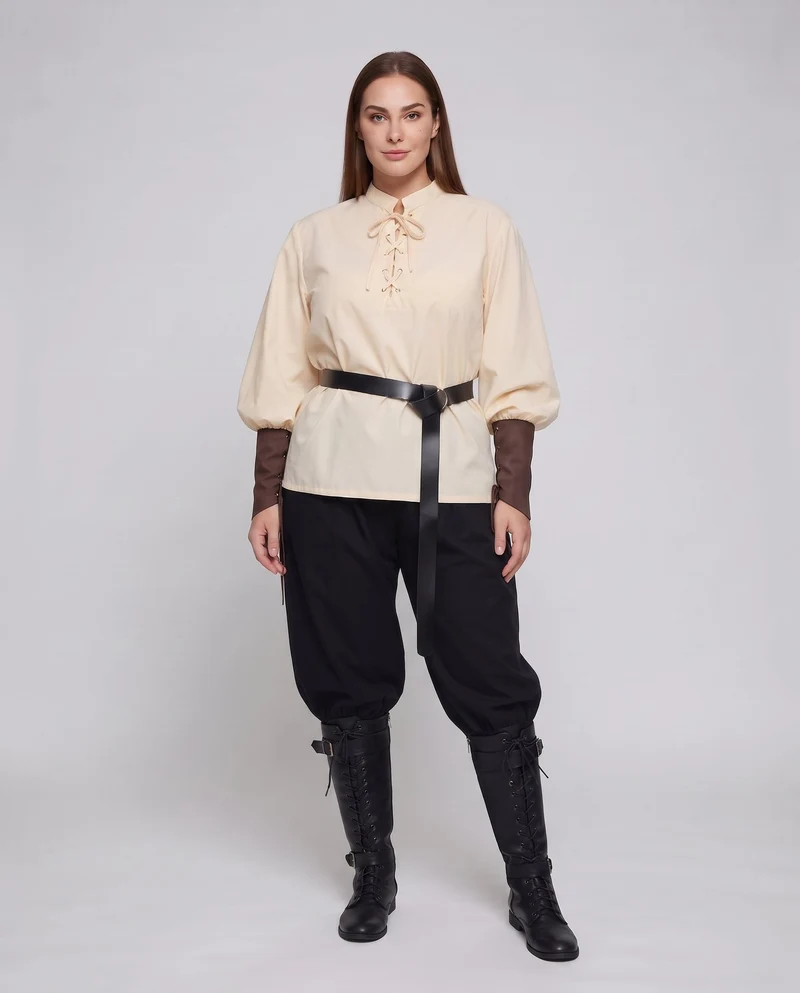 Damenhistorisches Kostümset mit eleganter geflochtener Bluse und weiten Hosen Nord Taschen