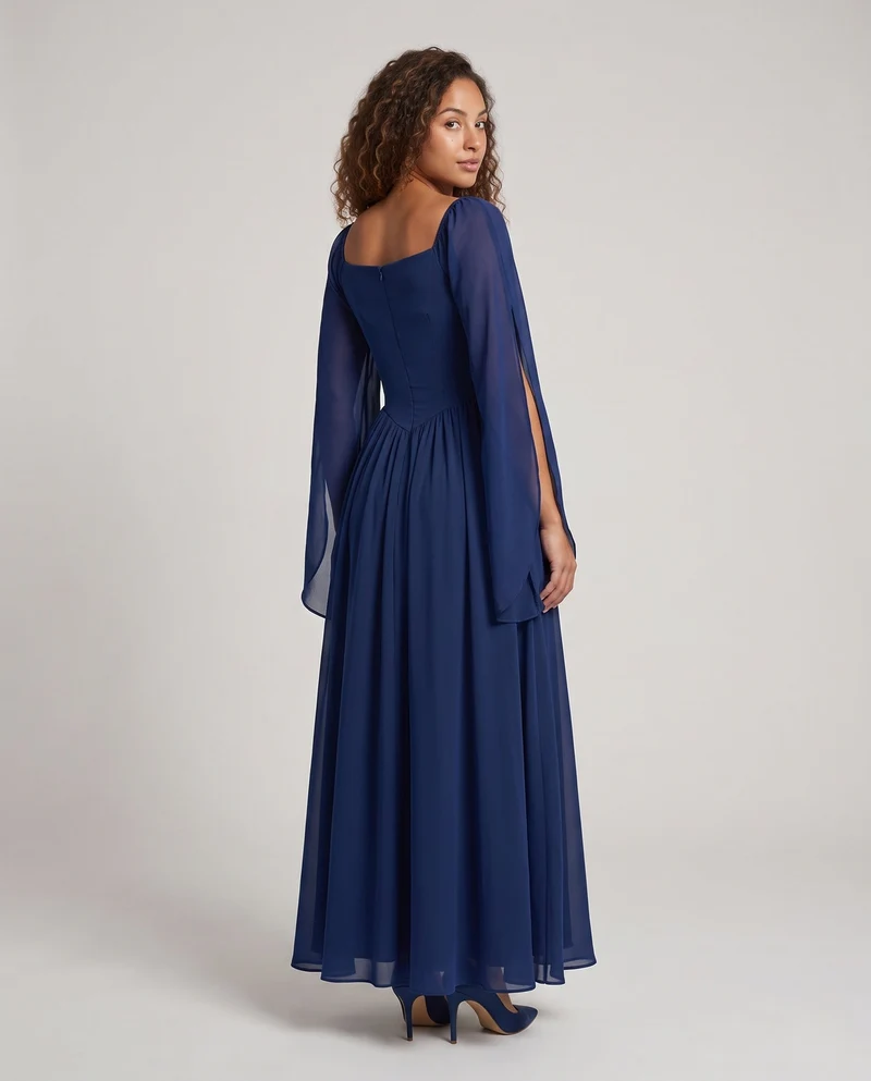 Damen Maxikleid mit transparenten Ärmeln und Schnürdetails Nord Taschen