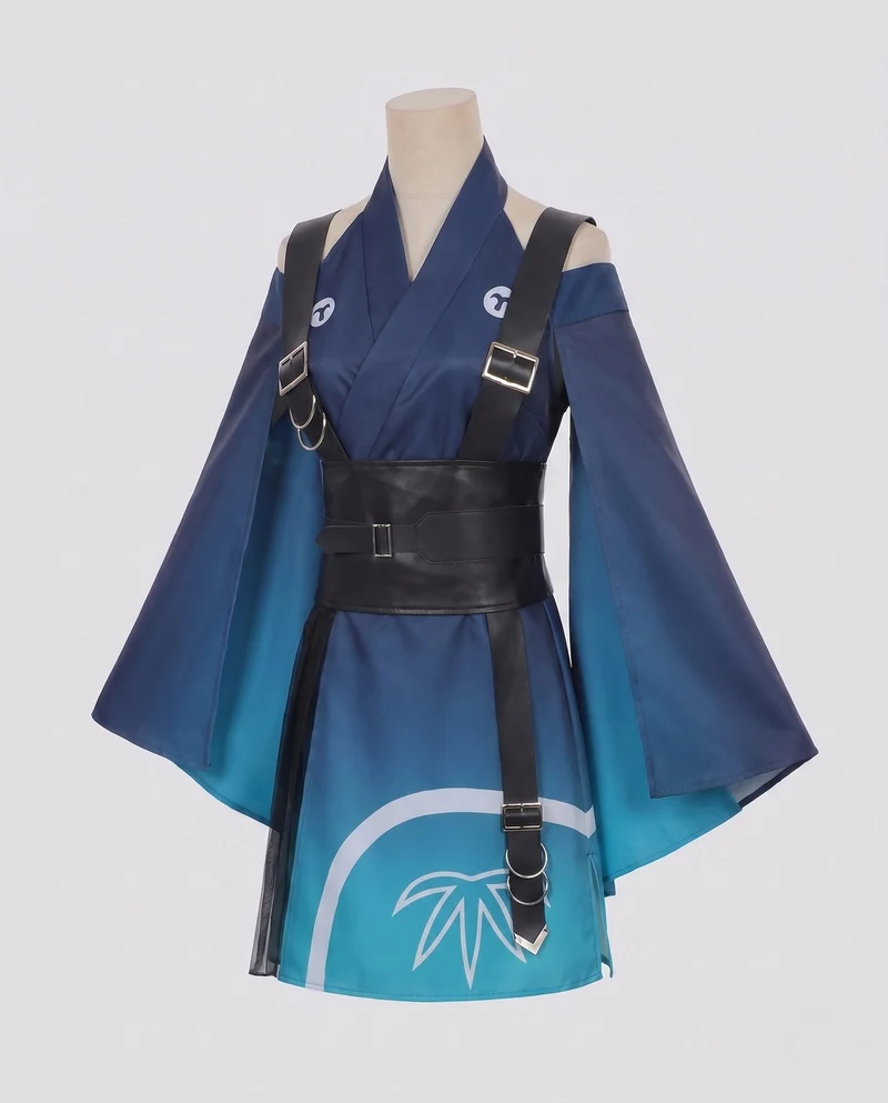Damen traditionelle Kimono-Kleid mit blühenden Akzenten und fließenden Ärmeln Nord Taschen
