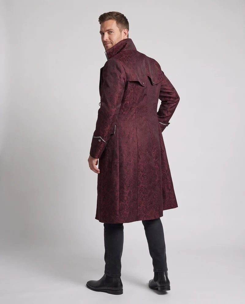 Eleganter Gothic-Mantel für Herren mit kunstvollen Verzierungen und hohem Kragen Nord Taschen