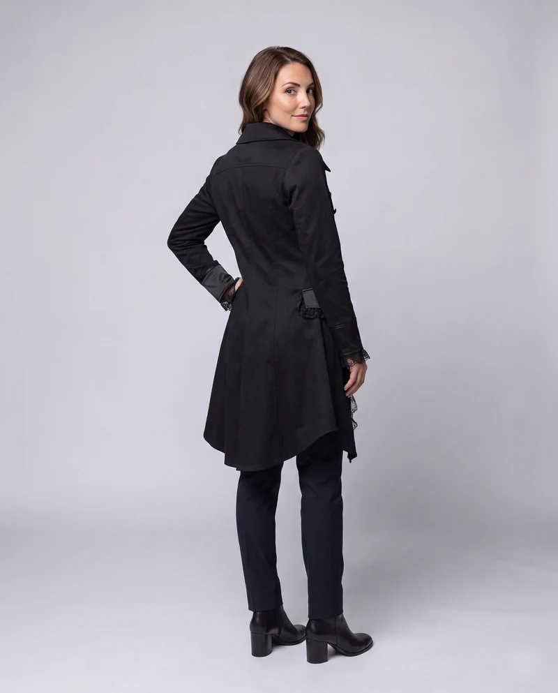 Damen Elegantes Gothic-Kostüm mit filigranen Spitzenakzenten Nord Taschen