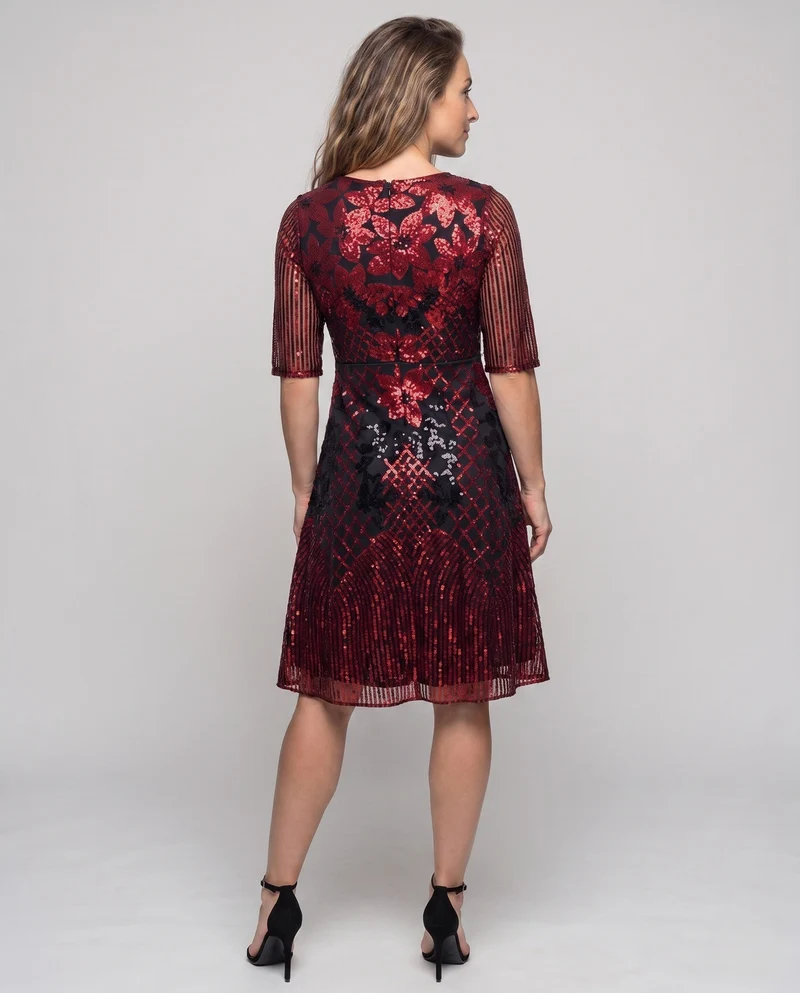 Damen Glitzerndes Floral Kleid mit eleganter Transparenz Nord Taschen