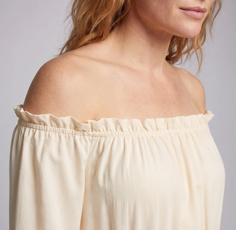Maxikleid für Damen mit schulterfreier Ausschnitt und eleganten Rüschen Nord Taschen