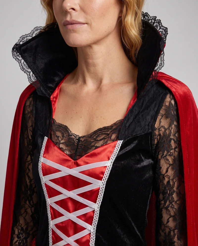 Damen Vampirkostüm mit Kapuze, Spitzenärmeln und glänzendem Rock Nord Taschen