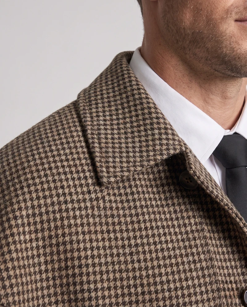 Herren Sherlock Holmes Kostüm mit kunstvoll detailliertem Sherlock Hut und legendärem Mantel Nord Taschen