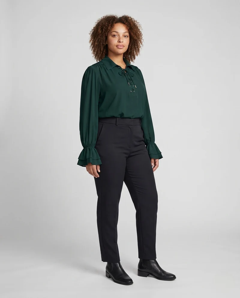Frauen Elegante Rüschbluse mit Schnürung und Weiten Schwingen Ärmel Nord Taschen