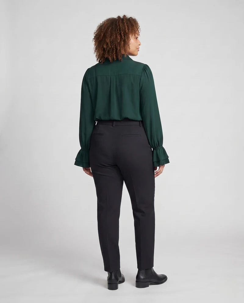 Frauen Elegante Rüschbluse mit Schnürung und Weiten Schwingen Ärmel Nord Taschen