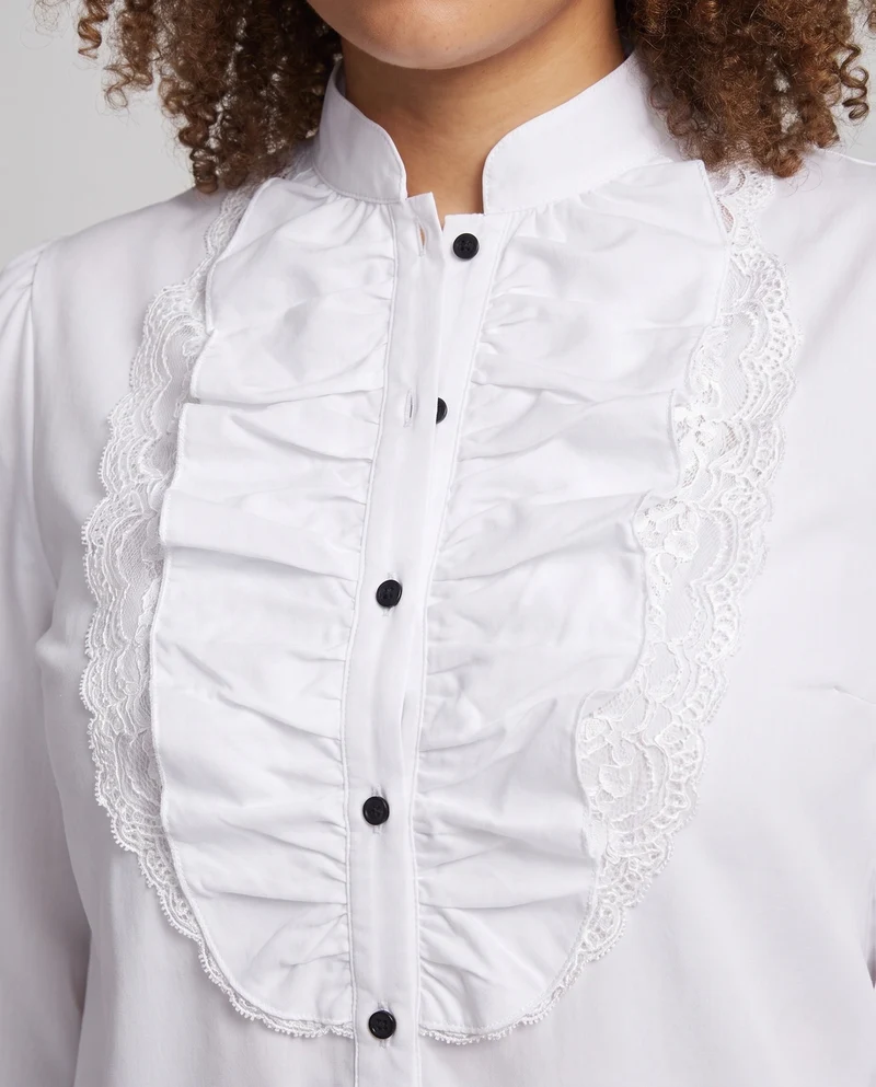 Frauen Elegantes Rüschenshirt mit Spitze Akzenten Nord Taschen