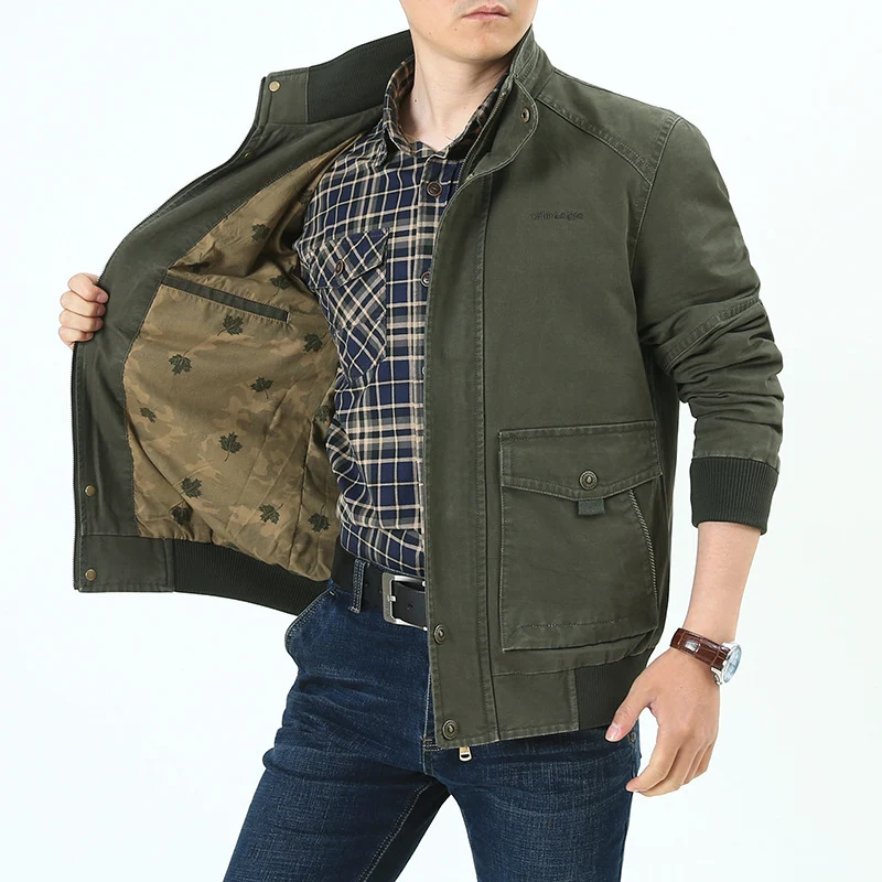 Herren Canvas-Fieldjacke im Bomberstil mit gerippten Bündchen, aufgesetzten Pattentaschen und bedrucktem Innenfutter Nord Taschen