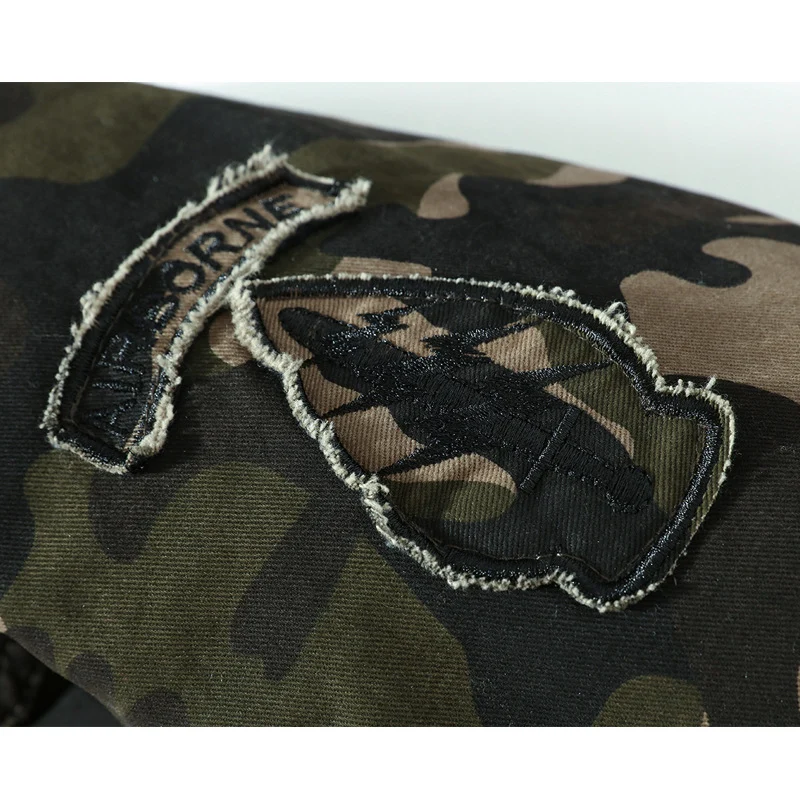 Herren Camouflage-Fieldjacke mit Sherpa‑Futter und multifunktionalen Utility‑Taschen Nord Taschen