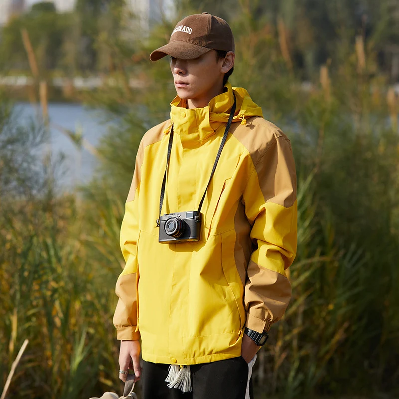 Damen zweilagige Softshell‑Outdoorjacke mit abnehmbarem Fleece‑Innenlayer und Kapuze Nord Taschen