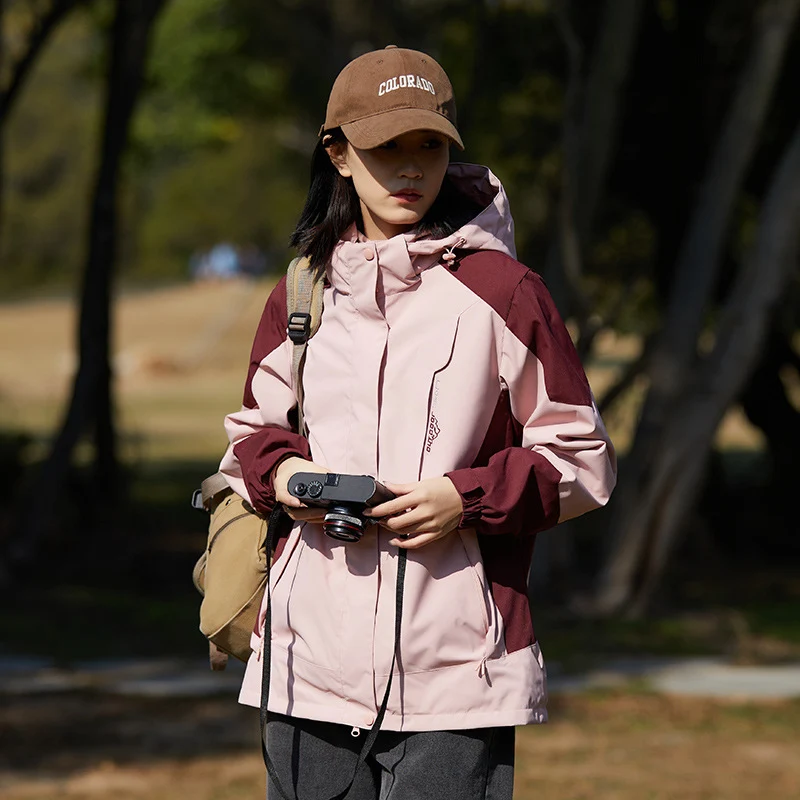 Damen zweilagige Softshell‑Outdoorjacke mit abnehmbarem Fleece‑Innenlayer und Kapuze Nord Taschen