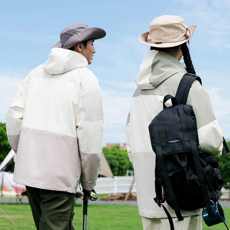 Damen zweilagige atmungsaktive Outdoor- und Trekkingjacke mit verstellbarer Kapuze Nord Taschen