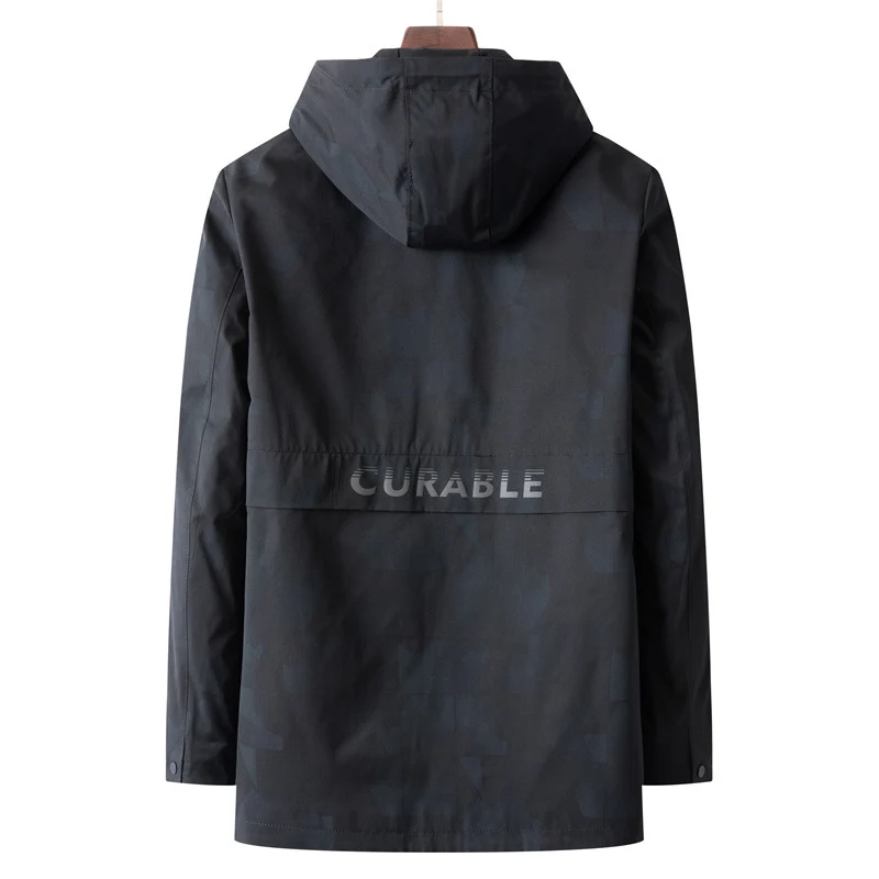 Herren Wasserdichte, atmungsaktive Stadtoverall-Jacke mit Kapuze und minimalistischer Utility-Optik Nord Taschen