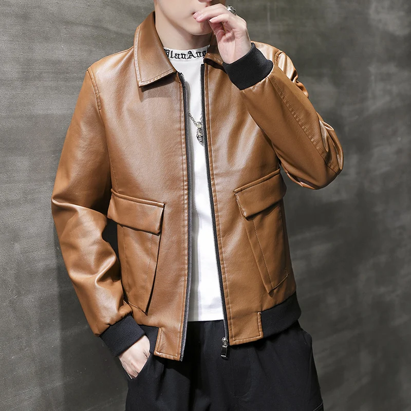 Herren Urbane Kunstleder‑Fliegerjacke mit Pattentaschen und geripptem Saum Nord Taschen