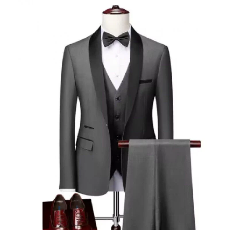 Herren maßgeschneiderter Smoking mit Schalkragen, Weste und eleganter Abendhose Vittorelli