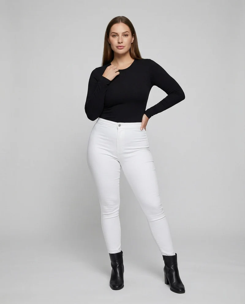 Damen nan hochgeschnittene Stretch-Jeanshose mit schmalem Beinverlauf, formendem Komfortbund und aufgesetzten Gesäßtaschen - Vittorelli