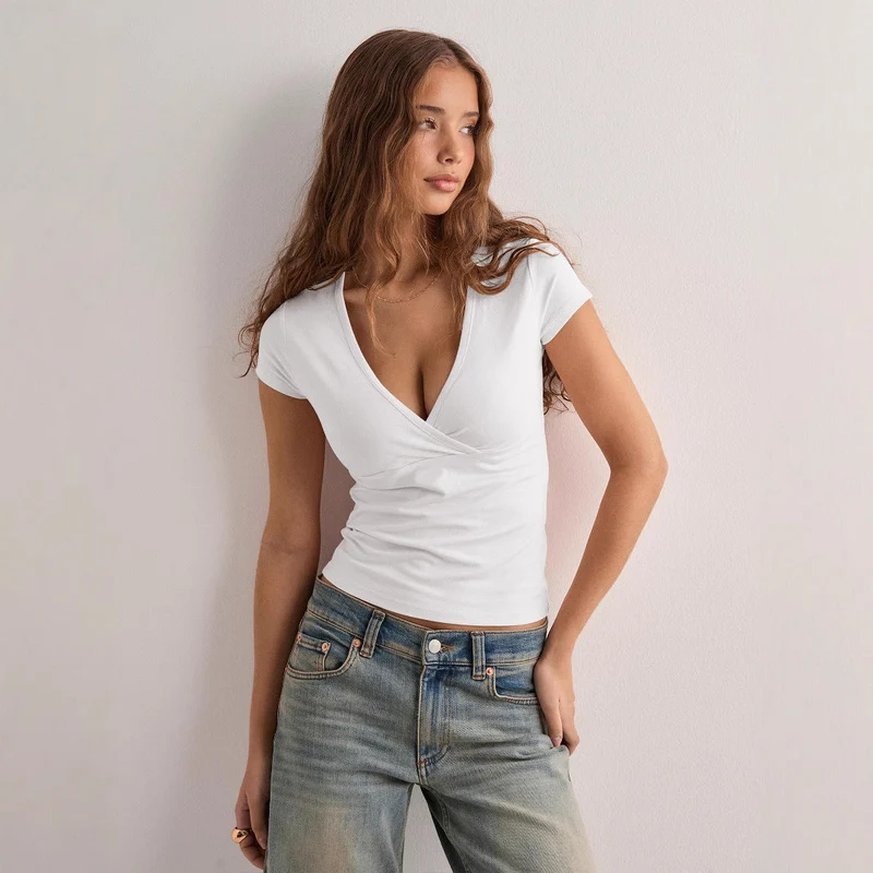 Damen figurbetontes T-Shirt mit elegantem V-Ausschnitt