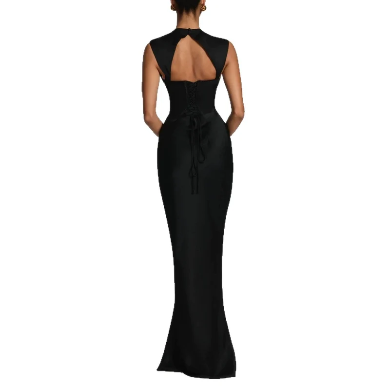 Damen Elegantes Maxikleid mit asymmetrischem Ausschnitt und raffinierten Drapierungen Nord Taschen