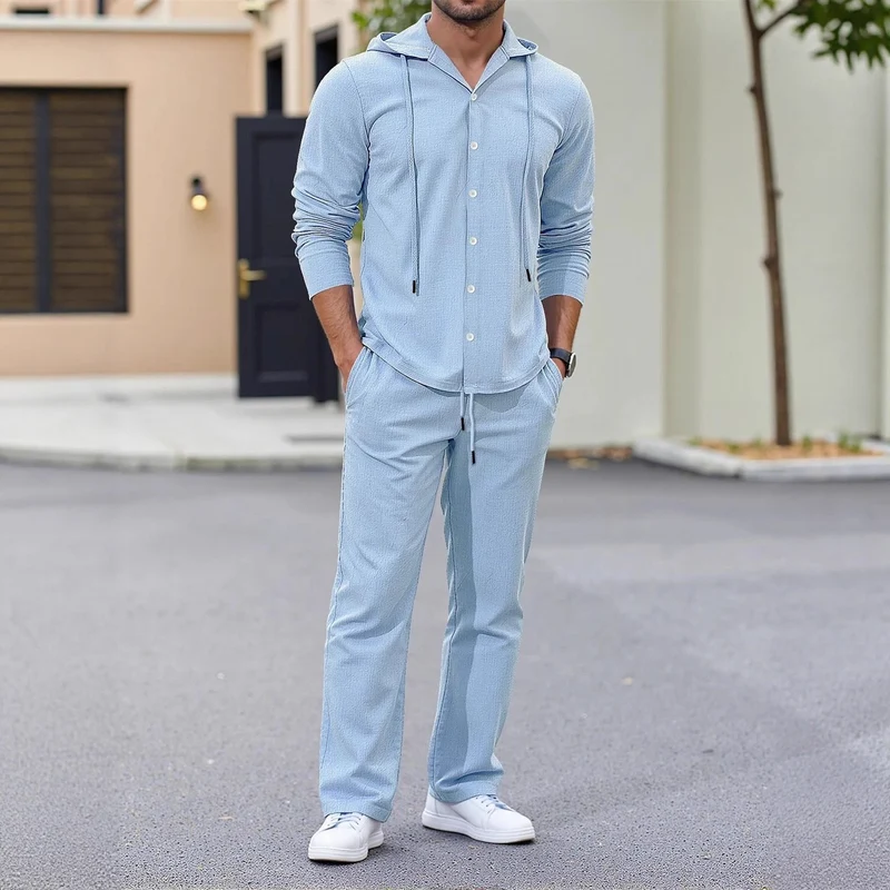 Herren lässiges zweiteiliges Lounge-Set mit Kapuzenhemd, durchgehender Knopfleiste und Tunnelzughose Nord Taschen