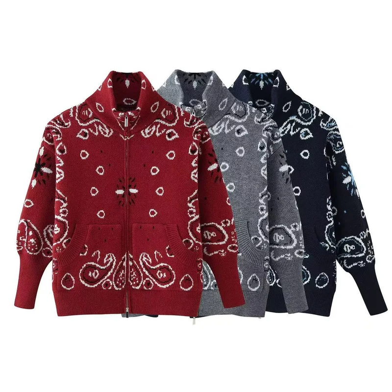 Damen Grobgestrickte Strickjacke mit Reißverschluss, Paisley‑Jacquard und Stehkragen Nord Taschen