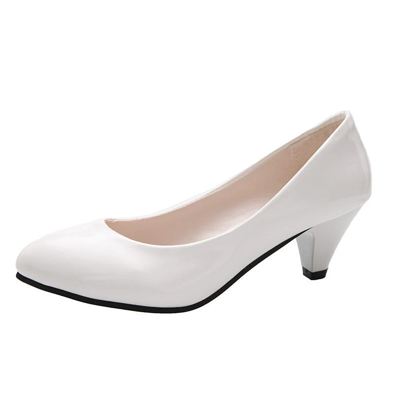Damen elegante Pumps mit bequemem Blockabsatz und hochwertiger Lackoberfläche