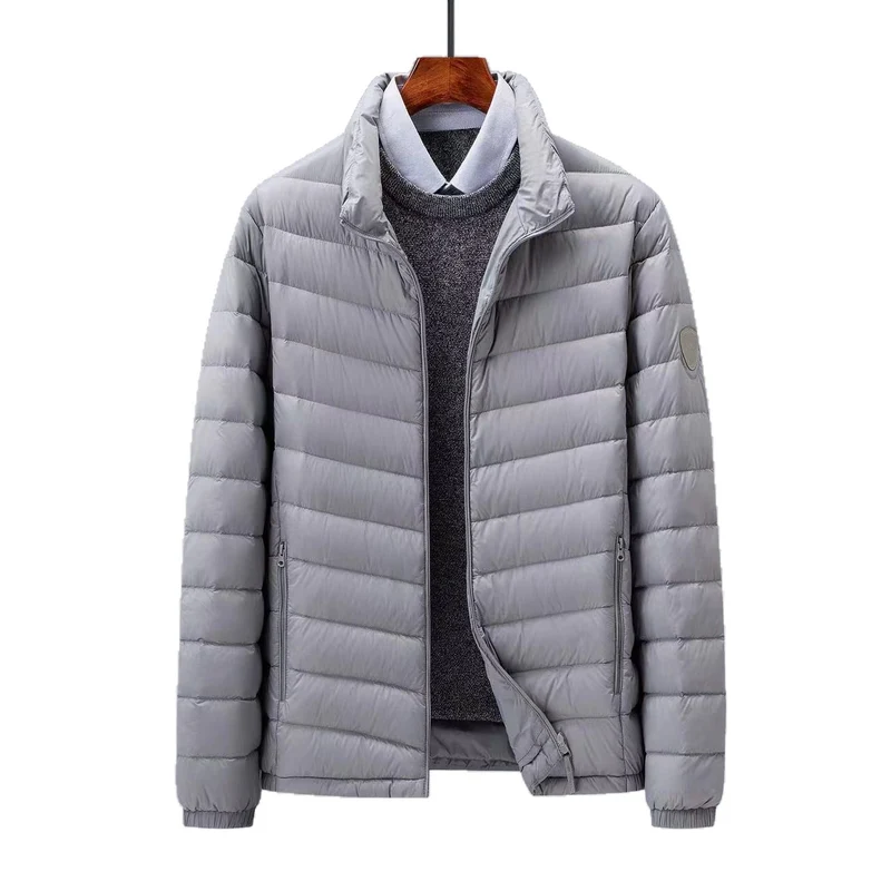 Herren Leichte Steppjacke mit diagonaler Steppung, Stehkragen und Reißverschlusstaschen Nord Taschen