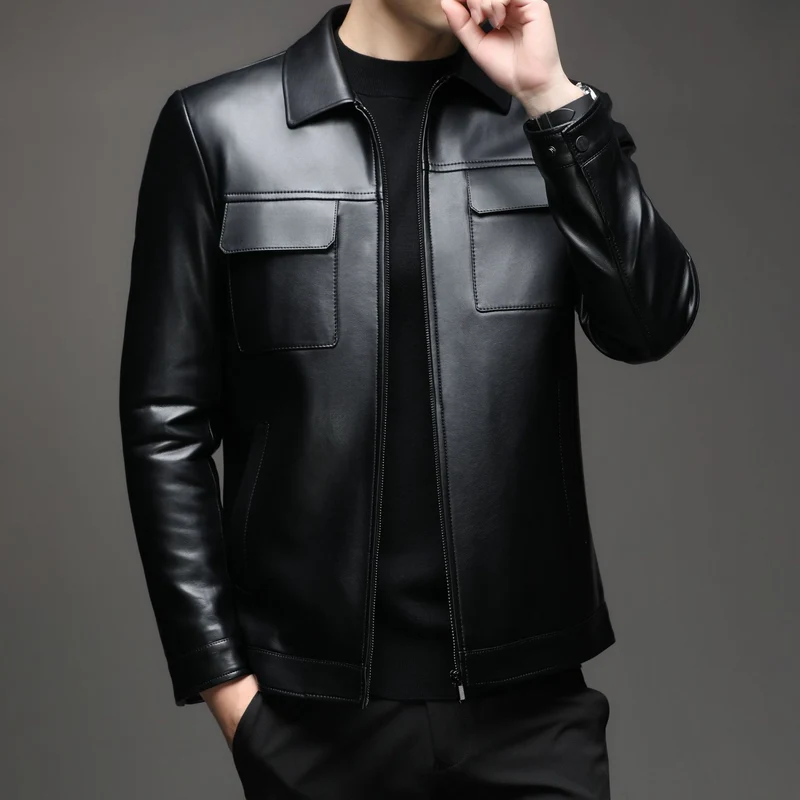 Herren Glatte Lederjacke im klassischen Hemdkragenstil mit verdecktem Reißverschluss und aufgesetzten Brusttaschen Nord Taschen