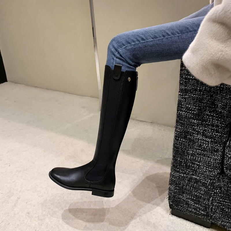 Damen Kniehohe Glattleder-Stiefel im Reitstil mit verdecktem Rückreißverschluss und Stretch-Einsatz Nord Taschen