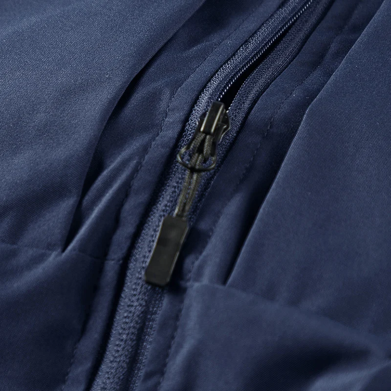 Herren Leichte Outdoor-Utilityweste mit Mesh‑Futter, windabweisender Microfaser und sicheren Reißverschlusstaschen Nord Taschen