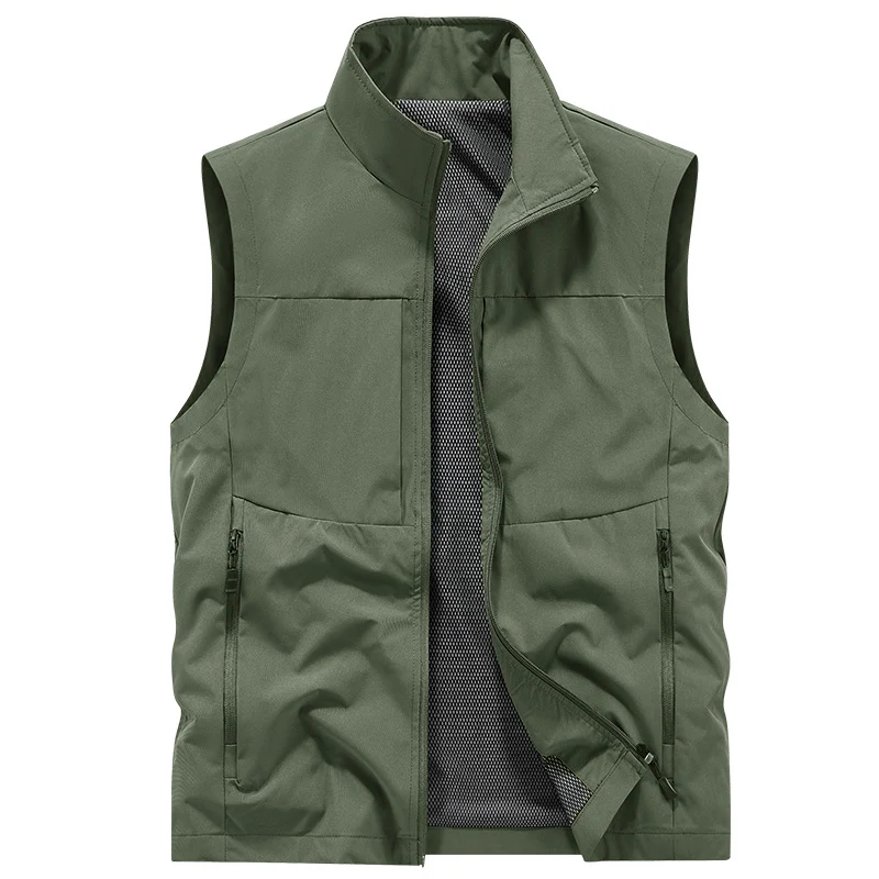 Herren Leichte Outdoor-Utilityweste mit Mesh‑Futter, windabweisender Microfaser und sicheren Reißverschlusstaschen Nord Taschen