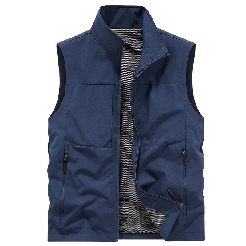 Herren Leichte Outdoor-Utilityweste mit Mesh‑Futter, windabweisender Microfaser und sicheren Reißverschlusstaschen Nord Taschen